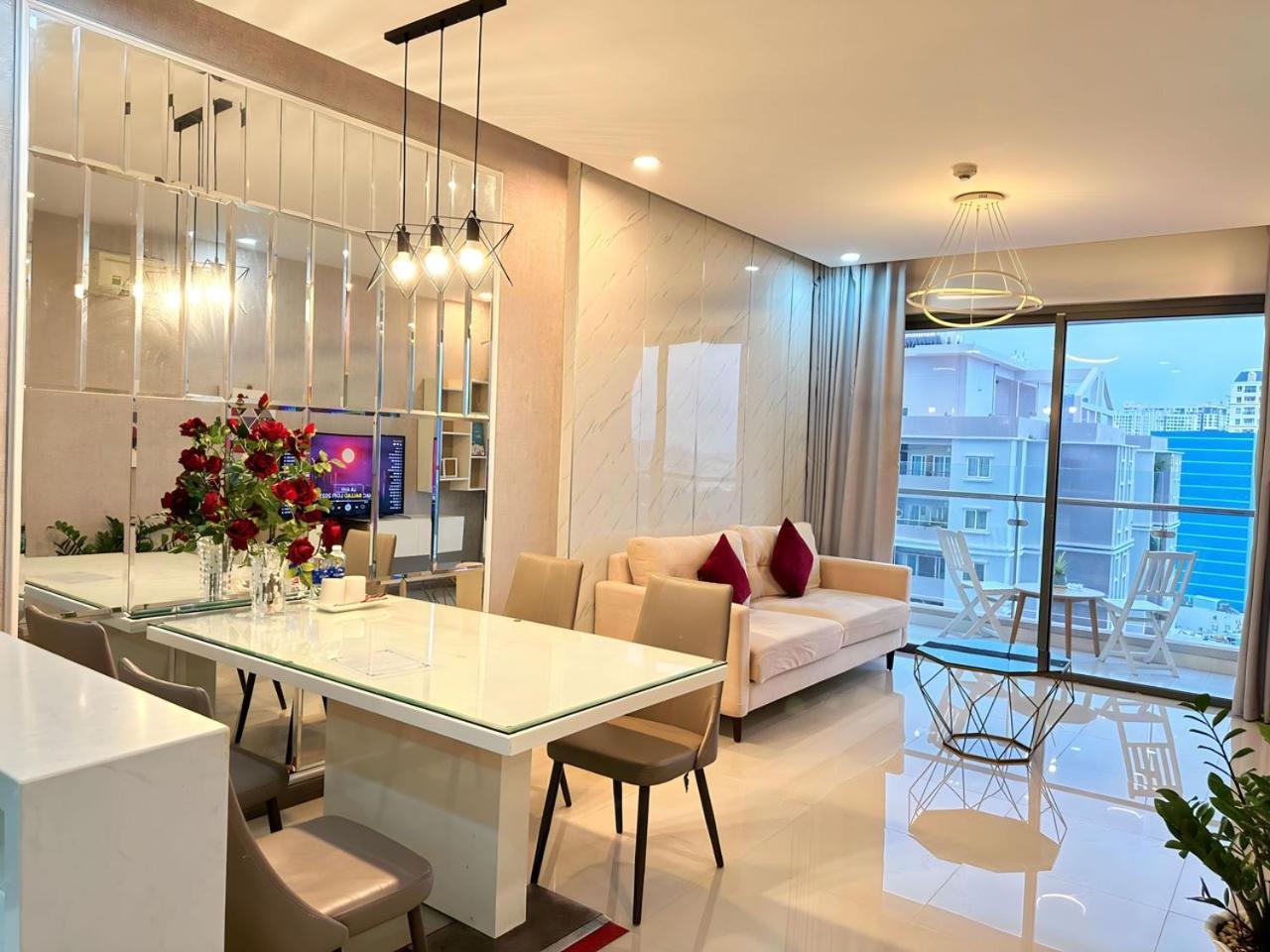 Yourhomes Ho Chi Minh City Exterior photo